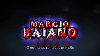 Estava louco pra fuder entao escondir o tenis da minha vagabunda pra ela nao sair antes de mim dar