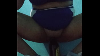 I masturbate richly with a bottle my rich vaginal juices