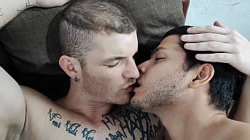 Comi O Cuzinho Do Gringo Gostoso thumbnail