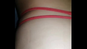 Mira que delicia de mujer con tremendo culo