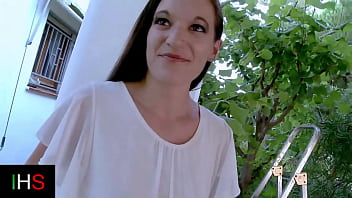 Girl with light skin fucks intensely and enjoys like crazy