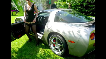 Coucou mon chéri envie de su mes aventures coquines de petite chienne