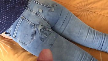 I hike up my jeans three times so my stepson cums on my ass full cumshots