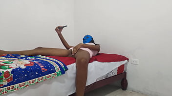 India latina makes a video in spanish and tells her subscribers that she really wants to fuck