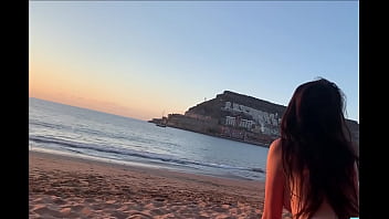 Risky sex on the beach