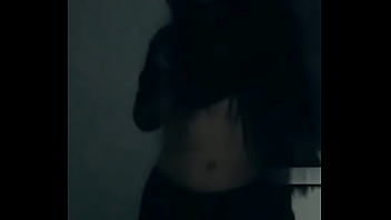 Safadinha de 18 você gozaria para mim