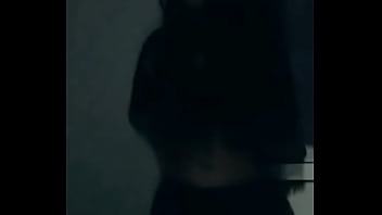 Safadinha de 18 você gozaria para mim