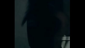 Safadinha de 18 você gozaria para mim