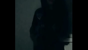 Safadinha de 18 você gozaria para mim