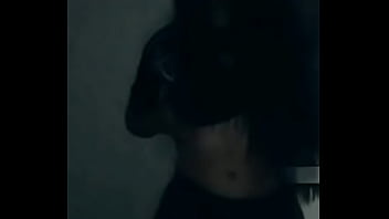 Safadinha de 18 você gozaria para mim