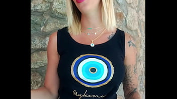 Hello la team allez on est parti pour la suite de mes aventures à mykonos de