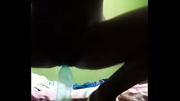 My friends girlfriend like to masturbate