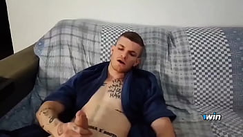 Vizinha gorda safada me deu no pelo