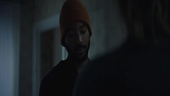 Chloë grace moretz embarazada sexy en película