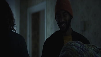 Chloë grace moretz embarazada sexy en película