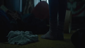 Chloë grace moretz embarazada sexy en película Chloë grace moretz embarazada sexy en película