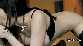 Juicy pussy on horny milf