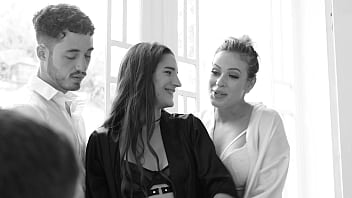 Tenant temptations chapter 1 rampant babes ria sunn and candie luciani share glass dildo in all holes gp3150