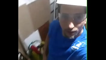 Aqui no trabalho eu tô assim imagina com uma deusa o que eu estaria fazendo agora Aqui no trabalho eu tô assim imagina com uma deusa o que eu estaria fazendo agora