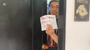 ¡le pido a mi hermanastro que me folle a escondidas para que nadie se entere