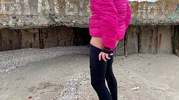 Stepmom on the beach pees and shows her ass