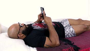 Minha ex me convenceu que passou final de semana assistindo serie com umas amigas eu conhecendo ela acho que é veradade