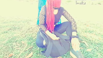 Le doy dinero y ella me da sexo anal