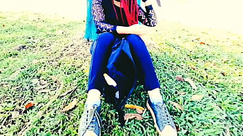 Le doy dinero y ella me da sexo anal