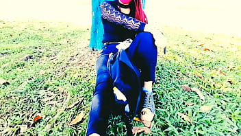 Le doy dinero y ella me da sexo anal