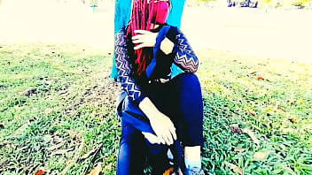 Le doy dinero y ella me da sexo anal