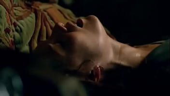 Girls Kiss thumbnail