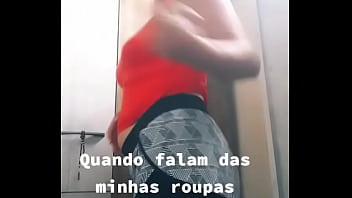 Shortinho apregado no cuzinho