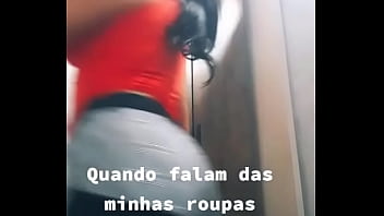 Shortinho apregado no cuzinho