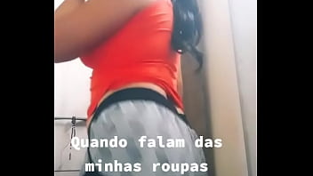 Shortinho apregado no cuzinho
