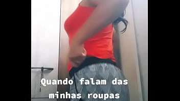 Shortinho apregado no cuzinho