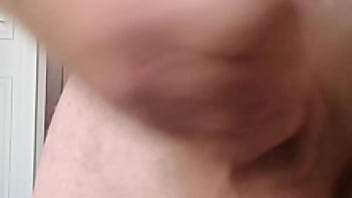 Peter jerks off a quick load