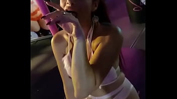 Bonjour vous envie de caresser ce petit minou