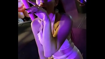 Bonjour vous envie de caresser ce petit minou