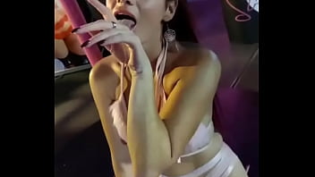 Bonjour vous envie de caresser ce petit minou