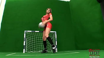 Cumming Hard For Her Team thumbnail