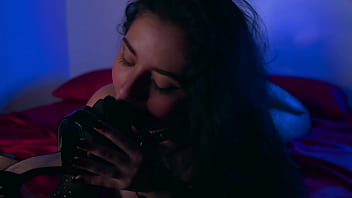 How long would you spend sucking my toes