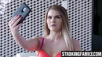 Adorable teen gets facial from stepdadâs crazy eruption