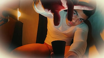 Big Cock Of 18 Centimeters With Sexy Outfit Of Bright White thumbnail