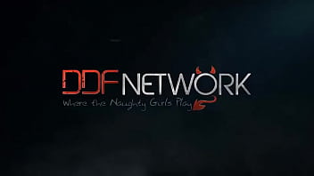 Cheerleader deluxe a blonde teen's toe sucking story