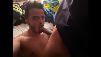 Le Mamo La Rica Verga A Mi Tío Cuando Lo Visito thumbnail