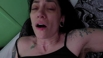 Dream gf wakes me up in the most perfect way