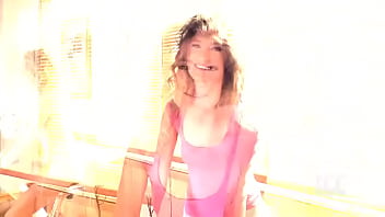 Kinky workout practices hot russian blows hard cock