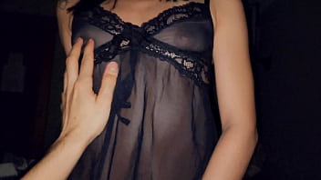 Mi hermanastra me folla en el cuarto del hotel