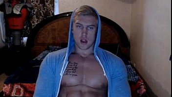 Hot Hunk Gay Dude Jerking Off On Webcam Jerkitnet thumbnail