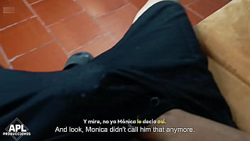 Cuando no esta la esposa mi jefe me dice que me ponga un lindo traje para hacer los oficios de la casa y siempre me termina follando parte 1